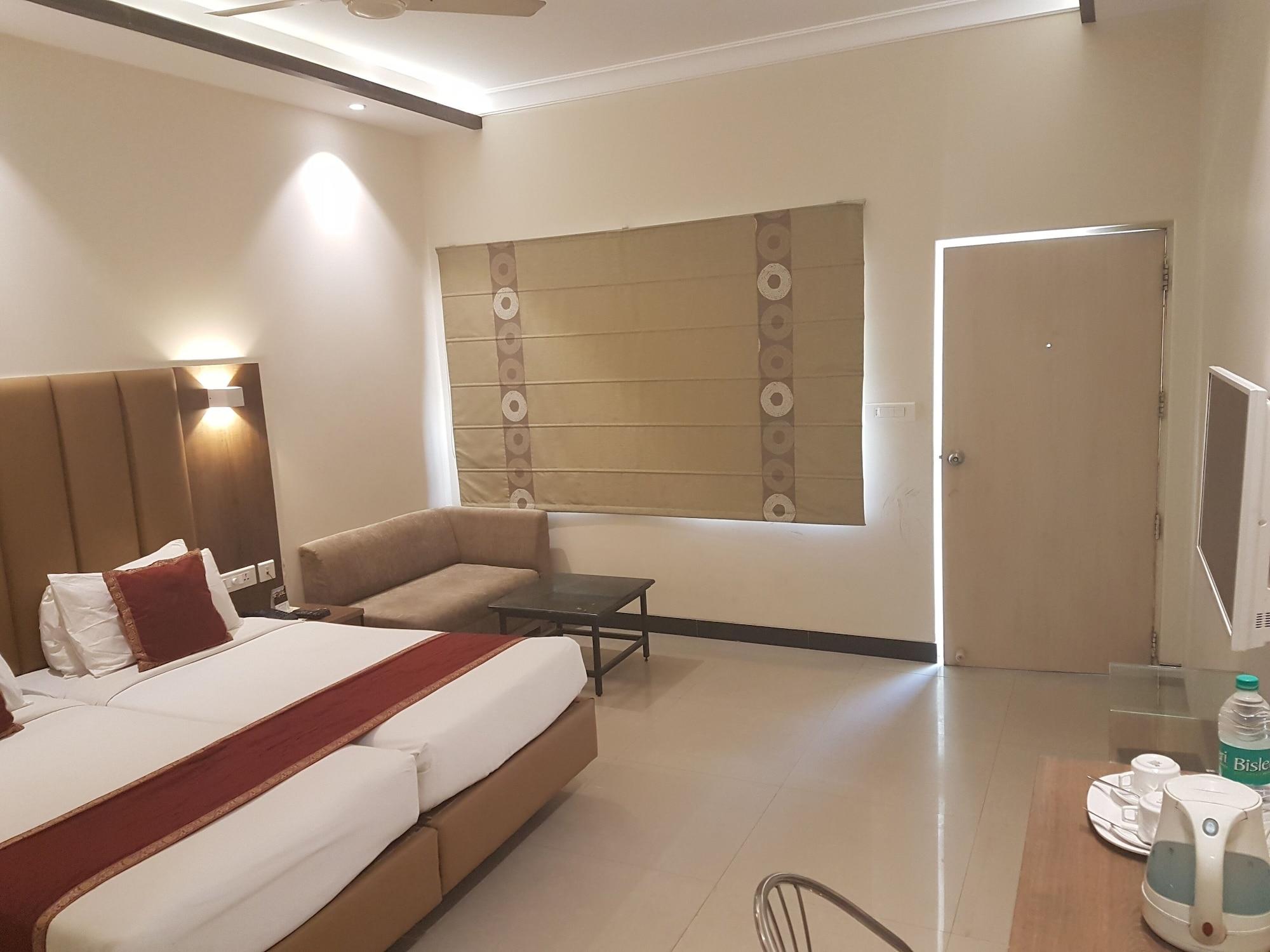 אגרה Grand Hotel מראה חיצוני תמונה