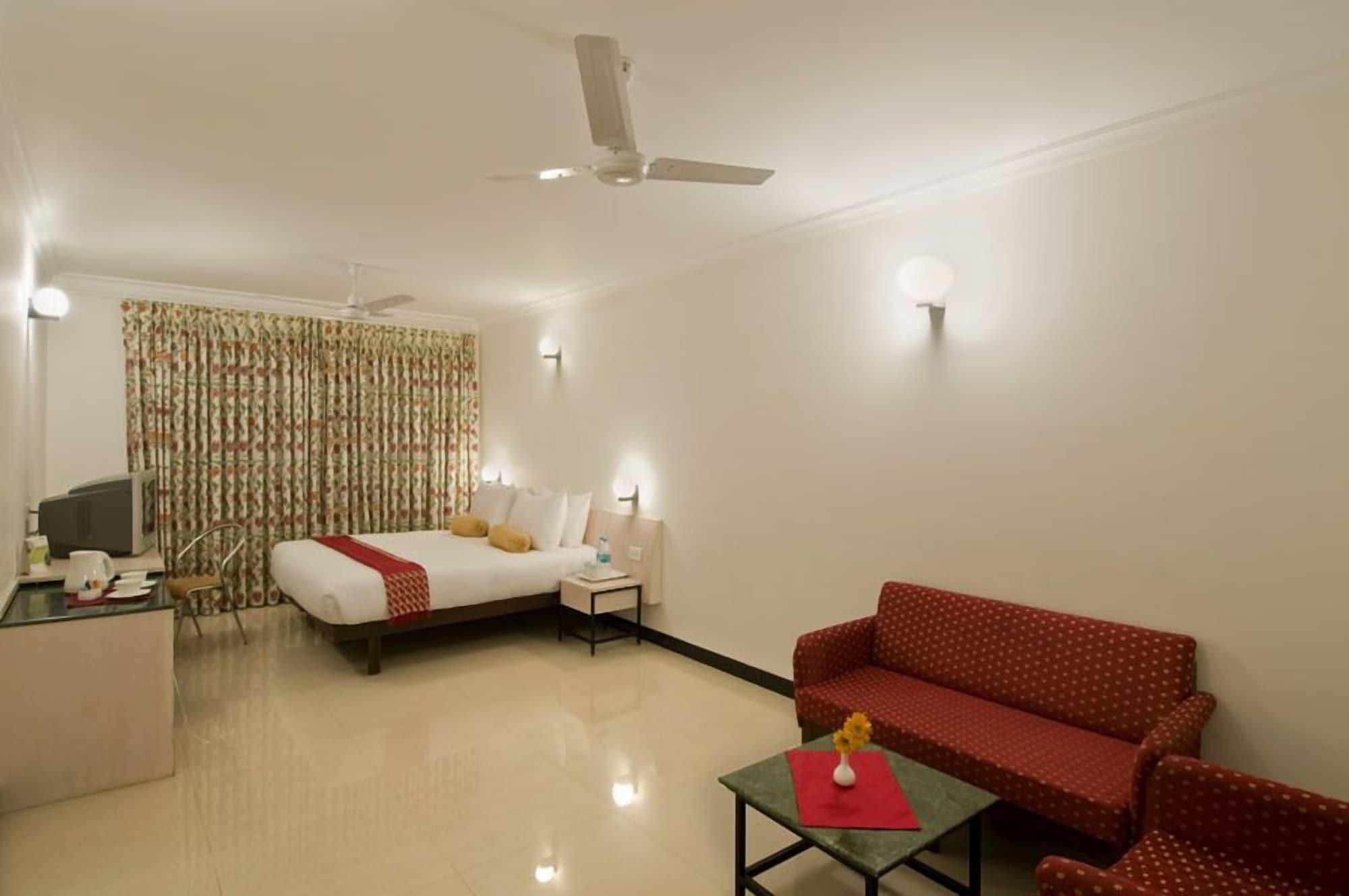 אגרה Grand Hotel מראה חיצוני תמונה
