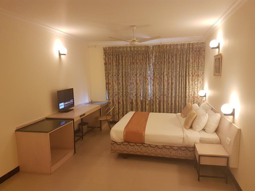 אגרה Grand Hotel מראה חיצוני תמונה