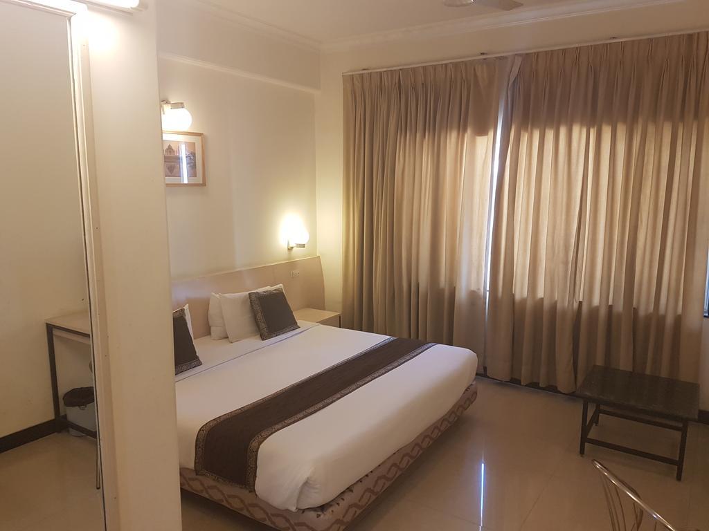 אגרה Grand Hotel מראה חיצוני תמונה