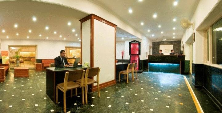 אגרה Grand Hotel מראה חיצוני תמונה