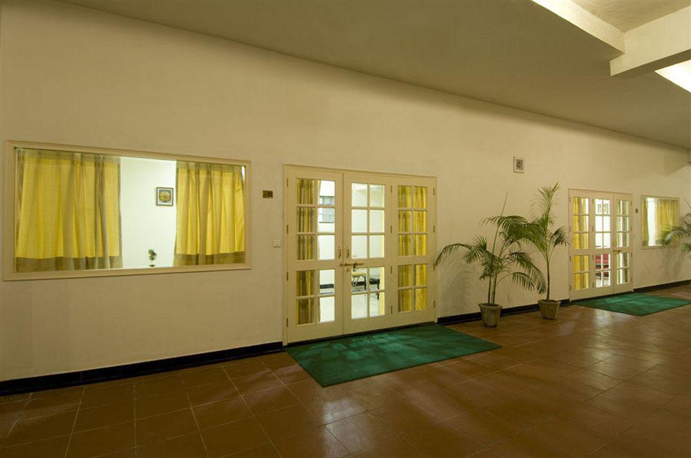 אגרה Grand Hotel מראה חיצוני תמונה